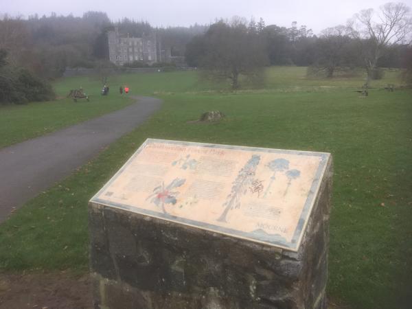 Starts at the lakeshore carpark at the display board looking towards the castle